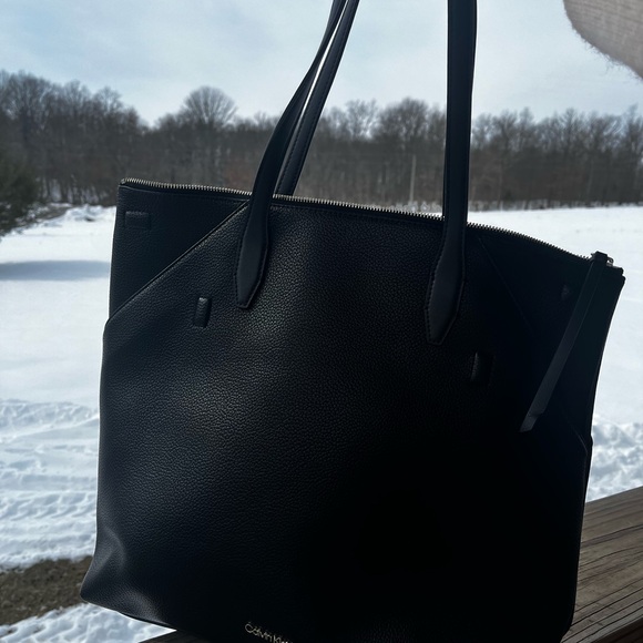 Calvin Klein Black Tote Bag - Picture 4 of 10